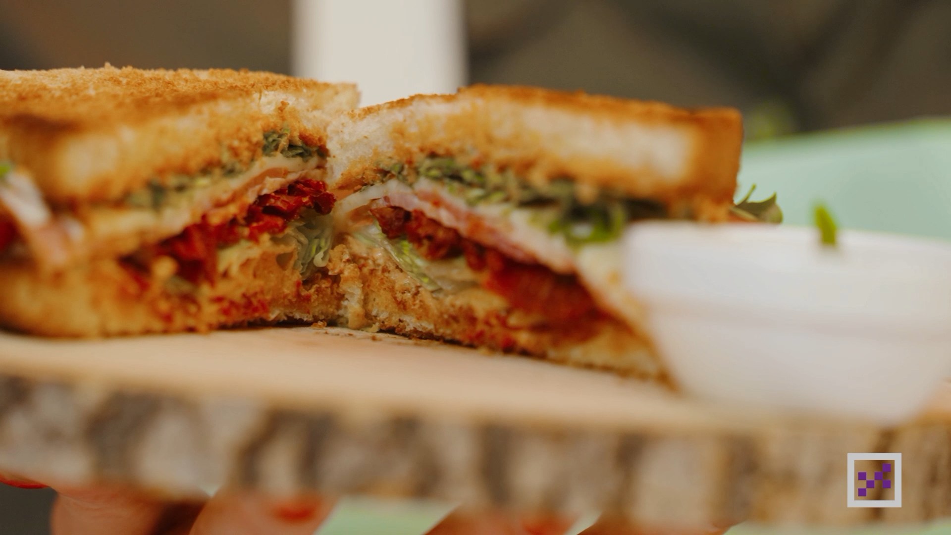 Content Creation for National Iran (Tulips) Brand - Sandwich